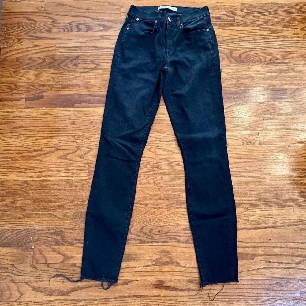 AYR the CHILLER black fringed ankle jeans. Size 29.